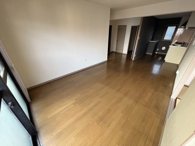 グローバルハイツ