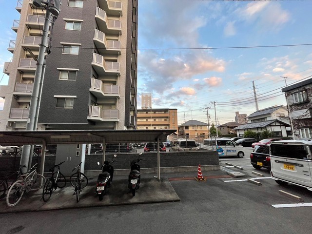 Y’z B.L.D.大町東