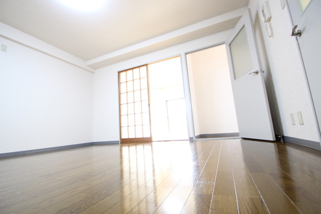 Y’z B.L.D.大町東