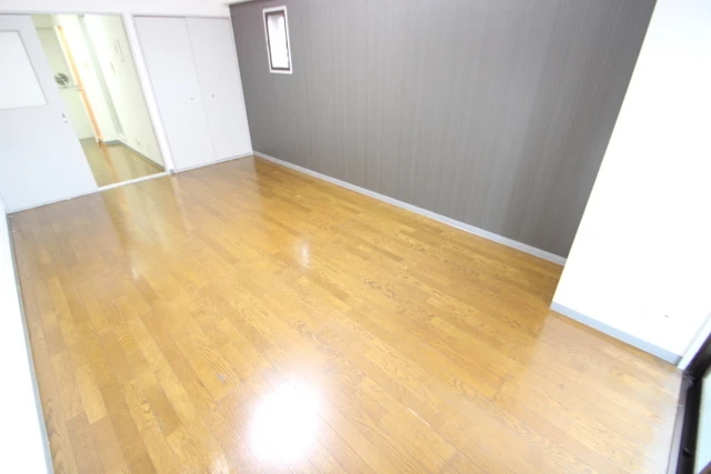 Y’z B.L.D.大町東