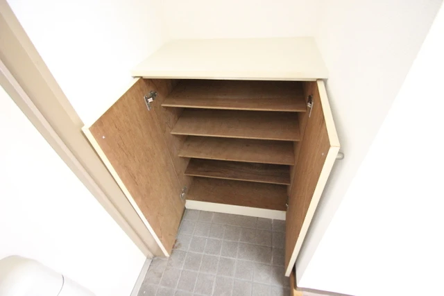 コーポラス岡本