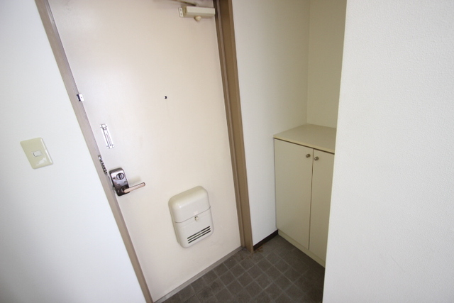 コーポラス岡本