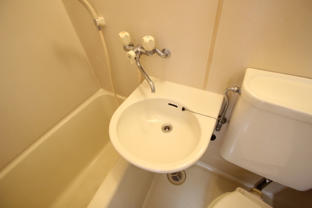 コーポラス岡本