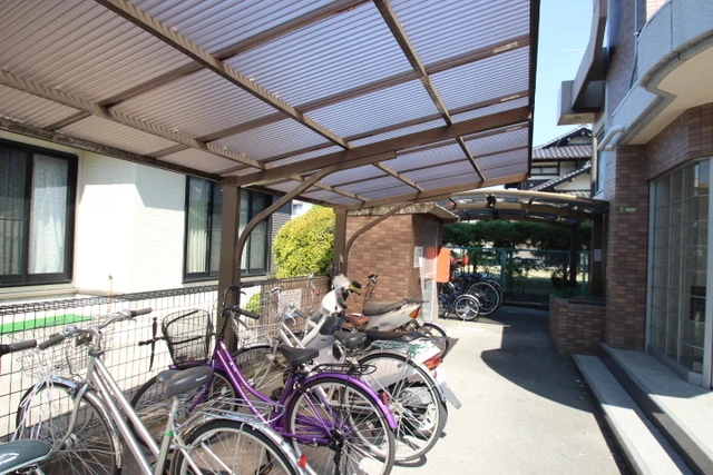 コーポラス岡本