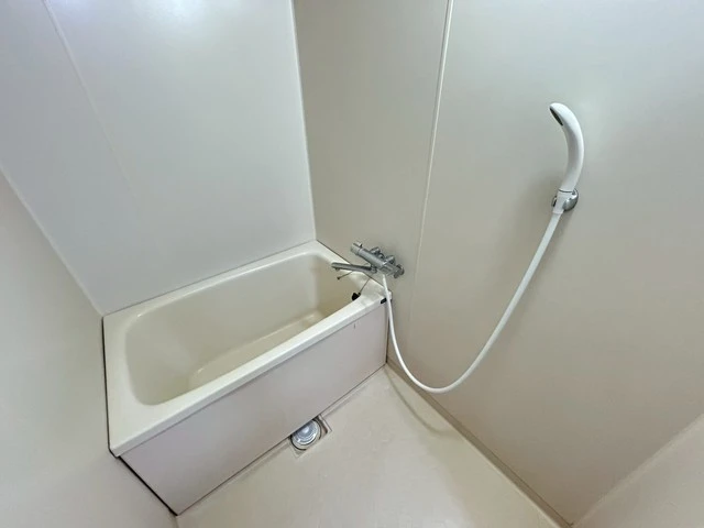 Arista広島平和大通り