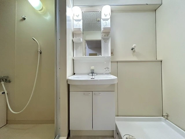 Arista広島平和大通り