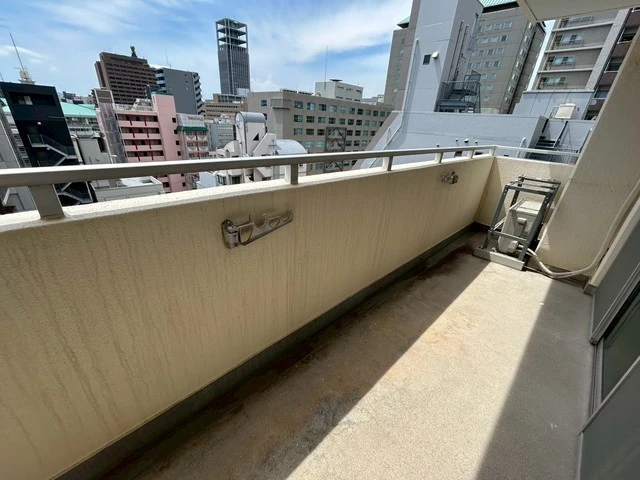 Arista広島平和大通り