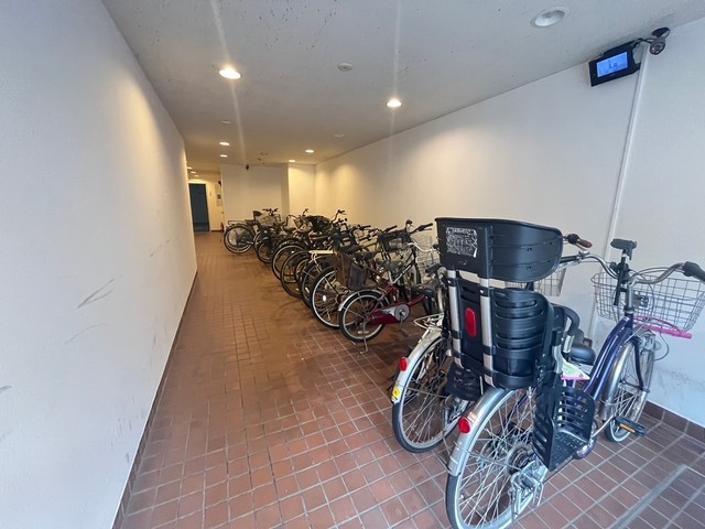 Arista広島平和大通り