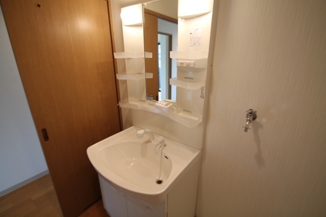 コリーヌ・ヴェール(Colline Vert)