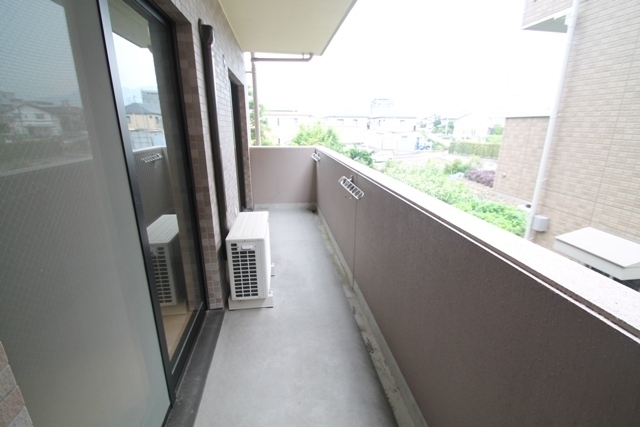 コリーヌ・ヴェール(Colline Vert)