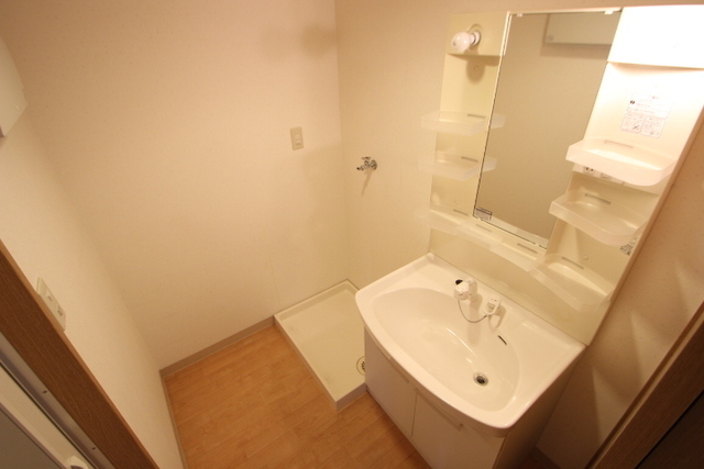 コリーヌ・ヴェール(Colline Vert)