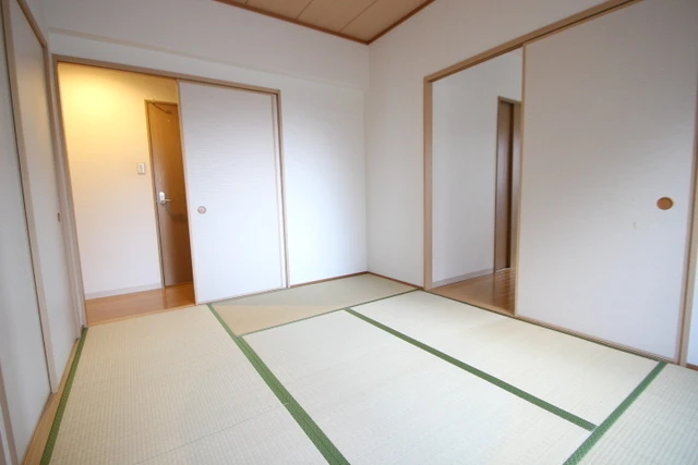 コリーヌ・ヴェール(Colline Vert)