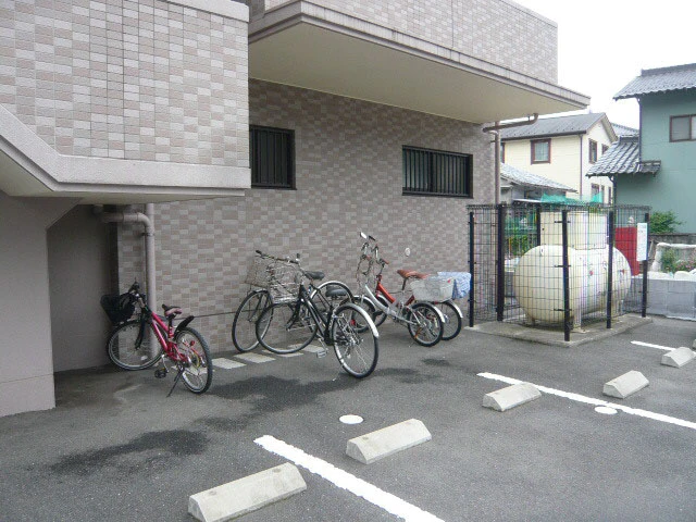 コリーヌ・ヴェール(Colline Vert)