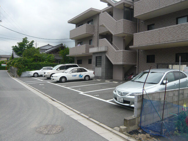 コリーヌ・ヴェール(Colline Vert)