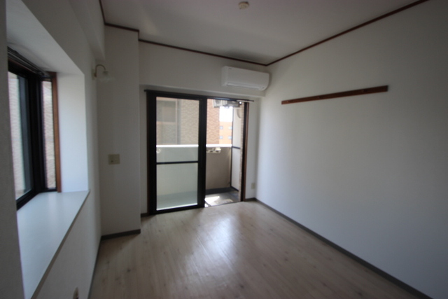 サンパレス横川