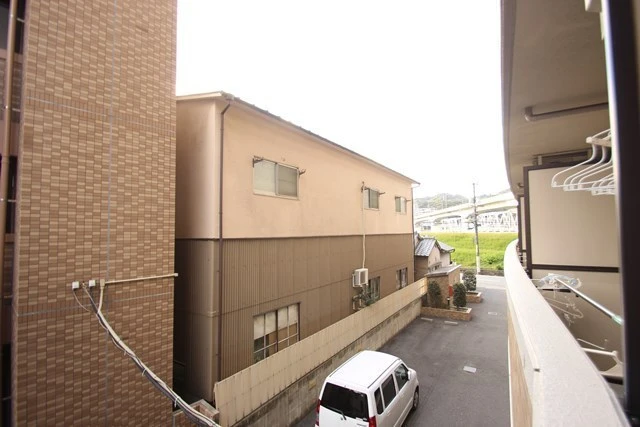 サンパレス横川