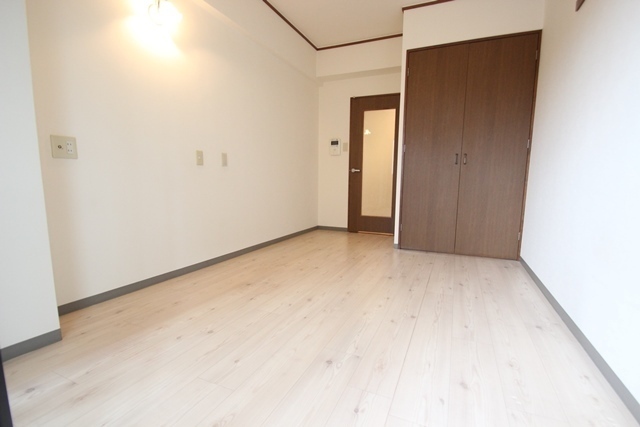 サンパレス横川