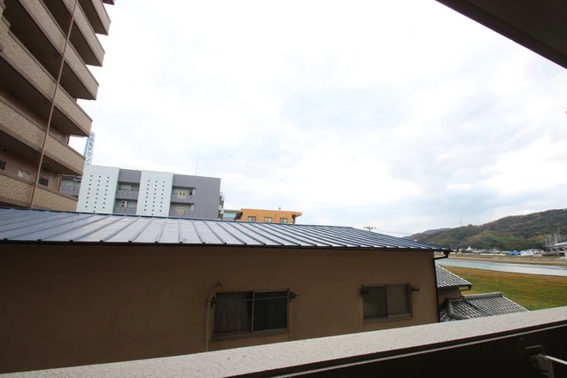 サンパレス横川