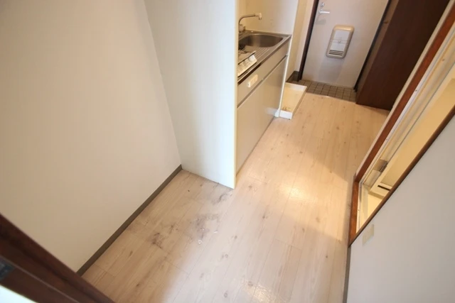 サンパレス横川