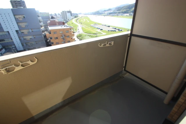 サンパレス横川