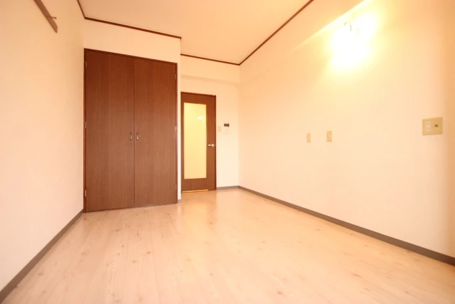 サンパレス横川