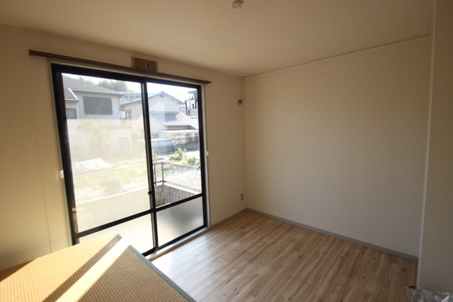 サンピア向井B棟