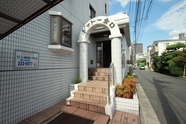 SPECIAL CAMPAIGN NOW 1DK Room