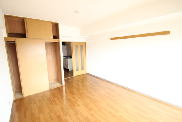 シャルマンヴィル新宮