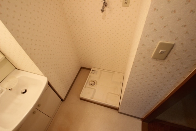 シャルマンヴィル新宮