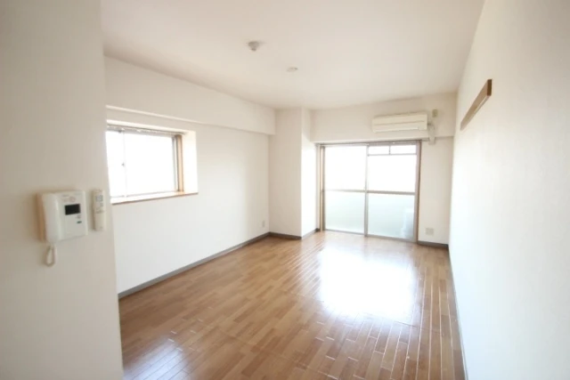 シャルマンヴィル新宮