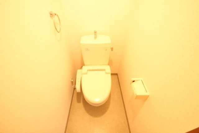 シャルマンヴィル新宮