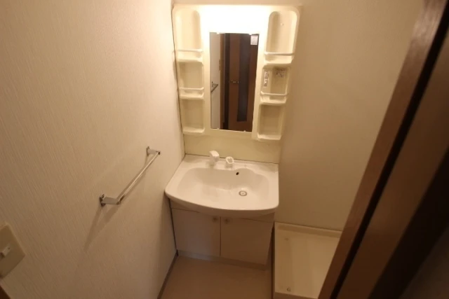 シャルマンヴィル新宮