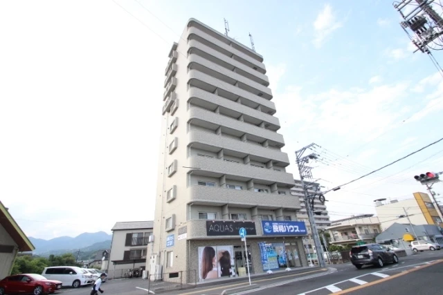 シャルマンヴィル新宮