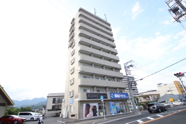 シャルマンヴィル新宮