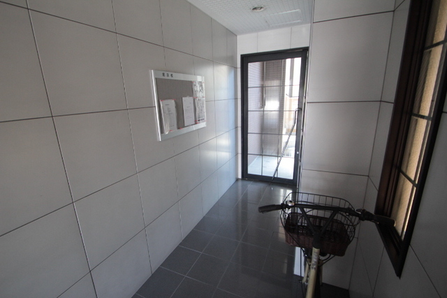 シャルマンタカハシ