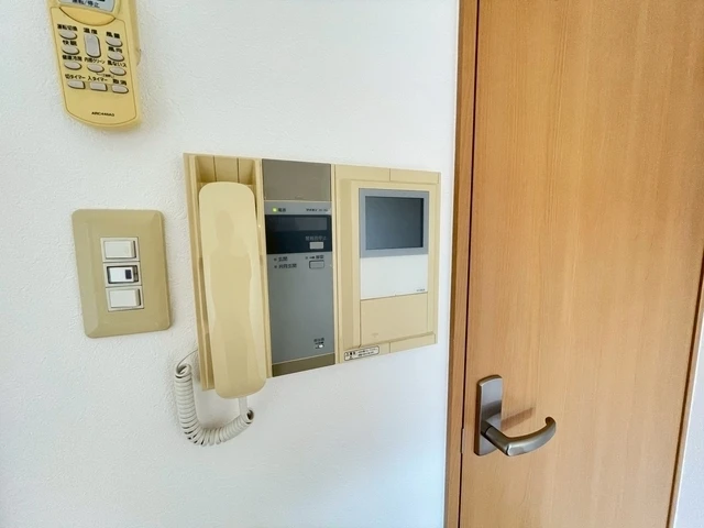 セレッソイシダ