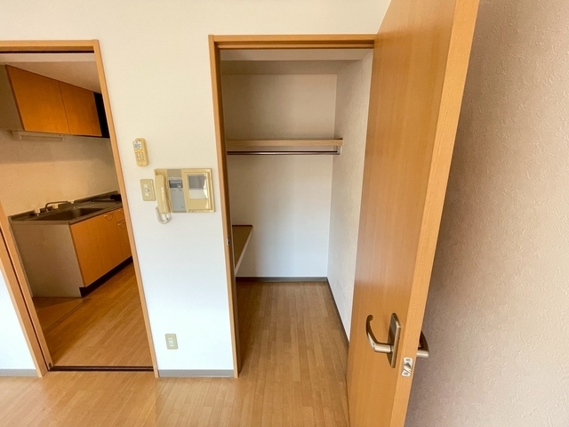 セレッソイシダ