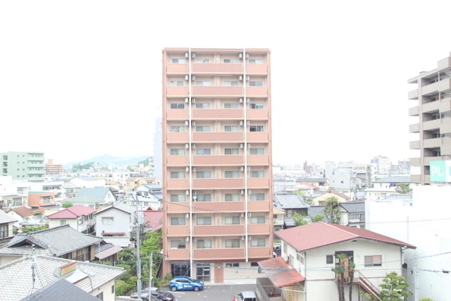 セレッソイシダ