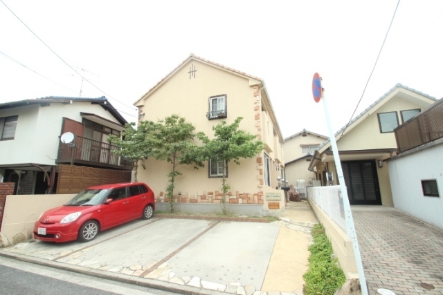 ☆5帖のロフト付きの2ＬＤＫ！戸建て感覚のメゾネットタイプです☆