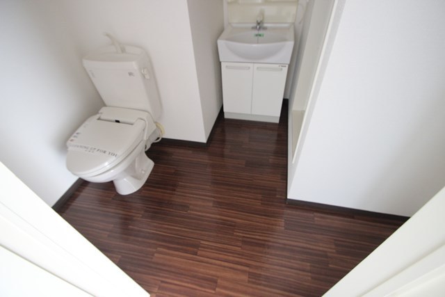 ソルヴェール舟入本町