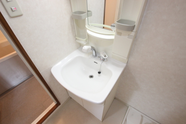 ニューワン河井ビル