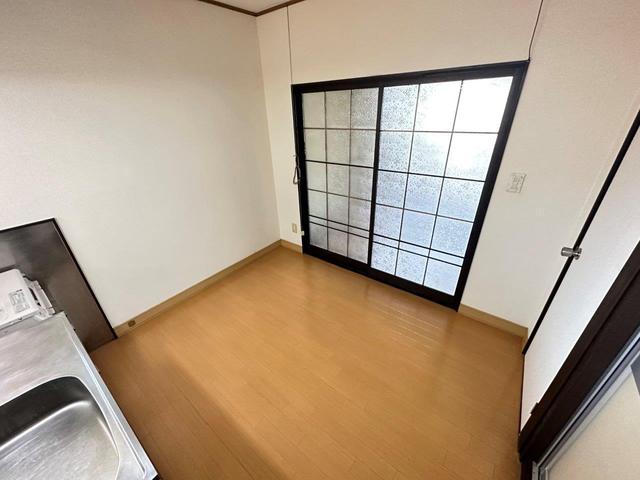 新納アパート(北)