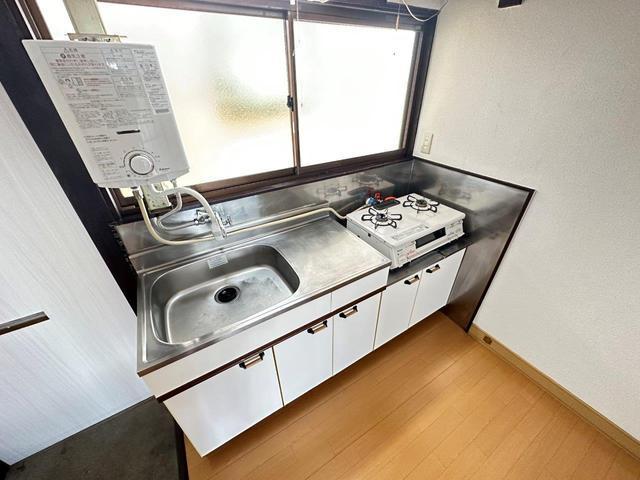 新納アパート(北)