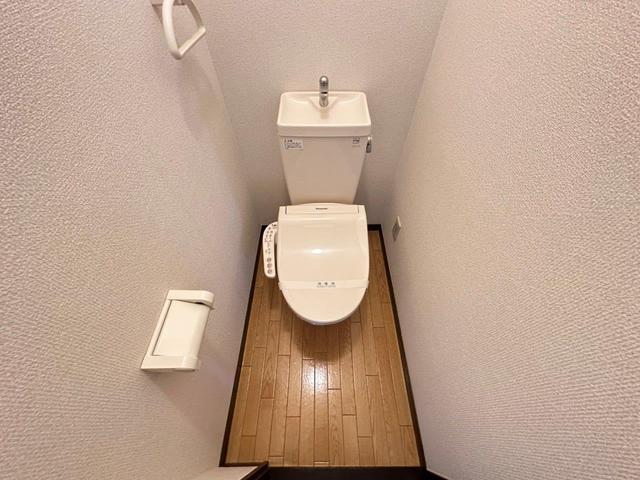 新納アパート(北)