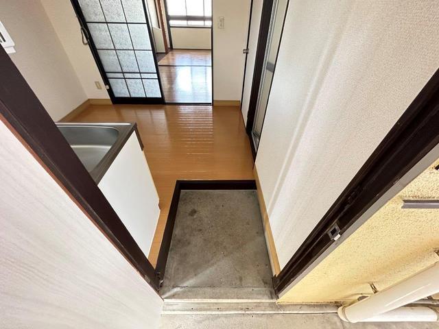 新納アパート(北)