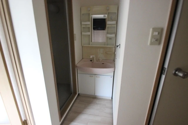 ハイツリリアン