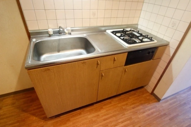 ハイツリリアン