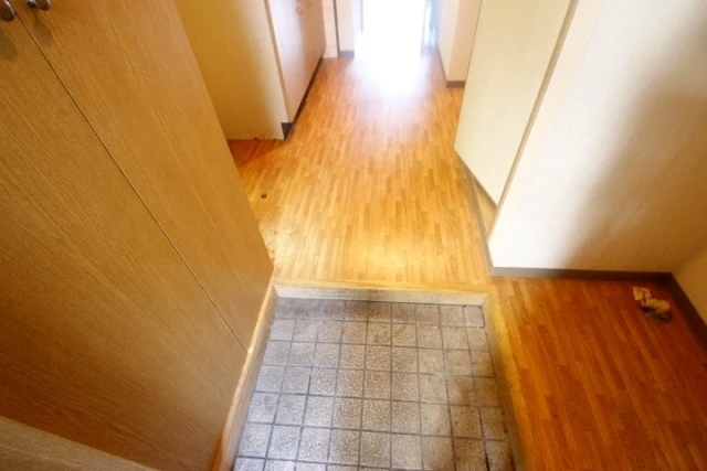 ハイツリリアン