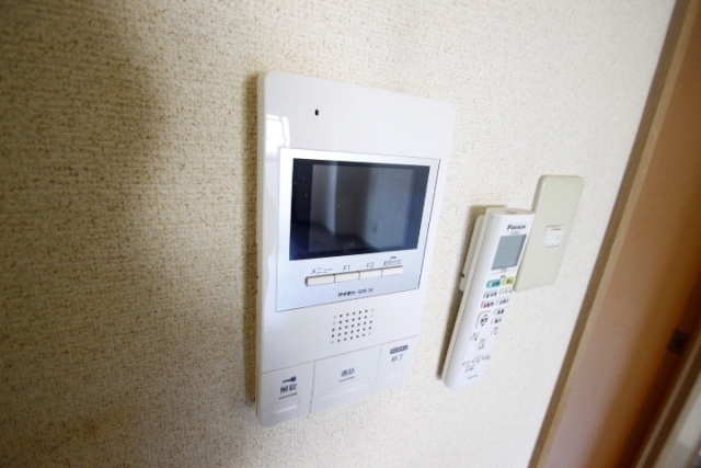 ハイツリリアン