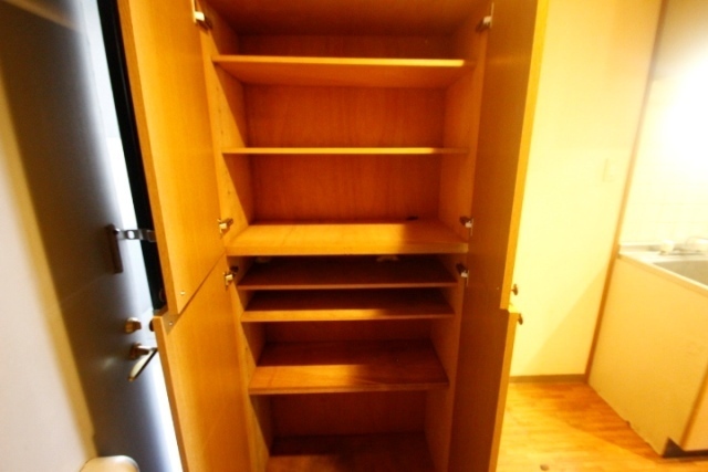 ハイツリリアン